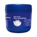 NIVEA Rich & Nourishing Body Lotion (400 ml)